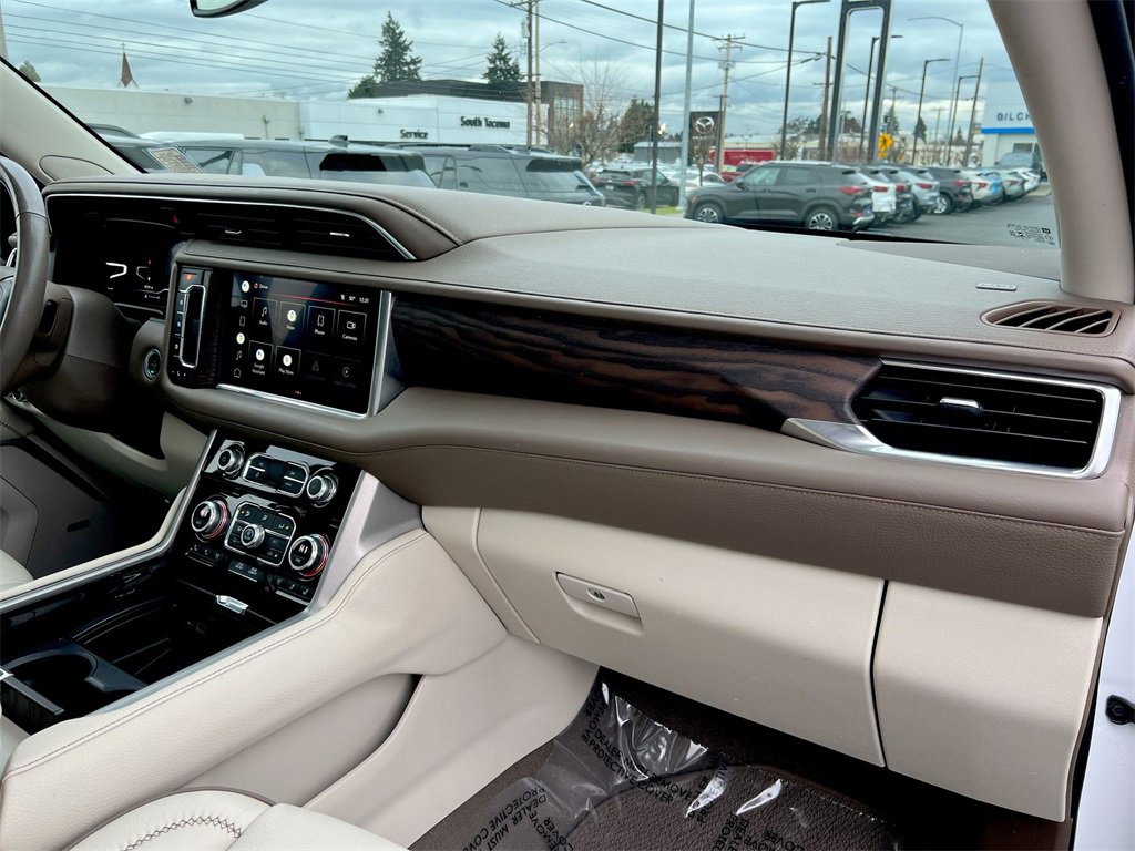 Used 2022 GMC Yukon XL Denali image 23