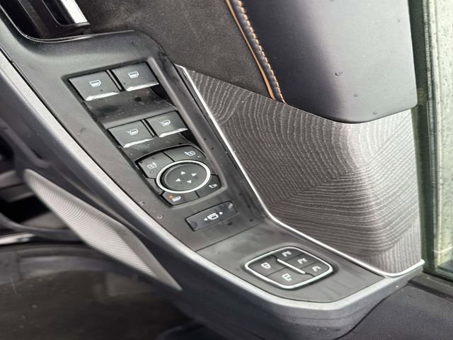 Used 2024 Ford F250 Platinum w/ FX4 Off-Road Package image 19