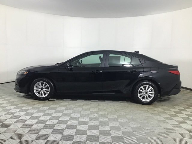 New 2026 Toyota Camry LE image 4