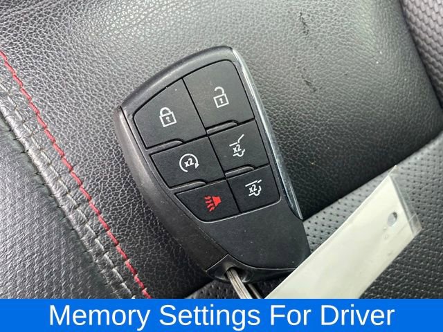 Used 2022 Chevrolet Suburban RST w/ Luxury Package image 27