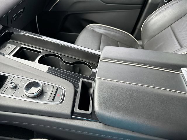 Used 2023 Cadillac Escalade Sport AWD/4WD image 21