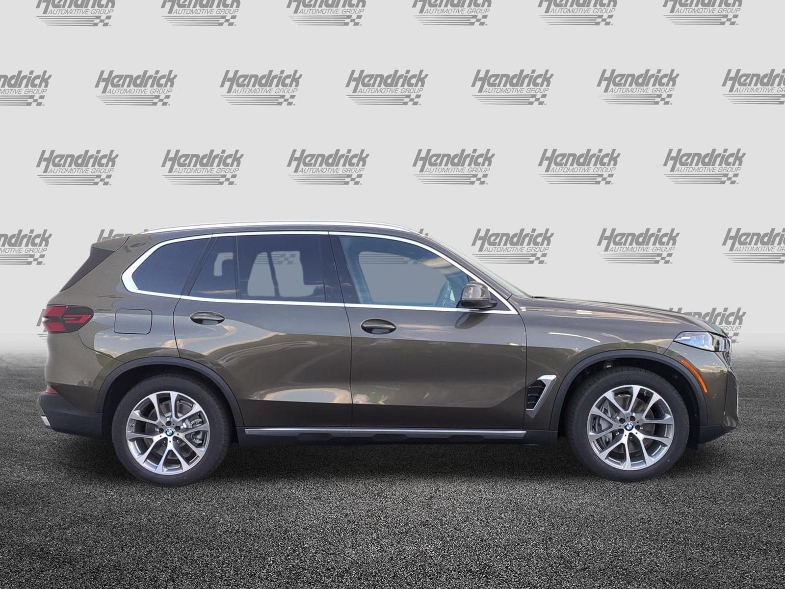 New 2026 BMW X5 xDrive50e AWD/4WD image 11