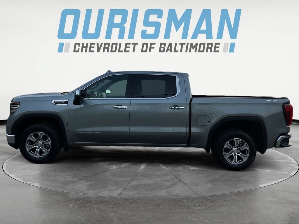 Used 2025 GMC Sierra 1500 SLT AWD/4WD image 3