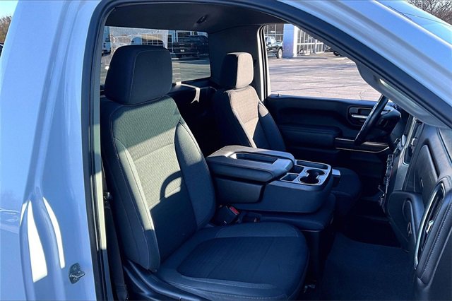 Used 2022 Chevrolet Silverado 2500 LT w/ Convenience Package image 27