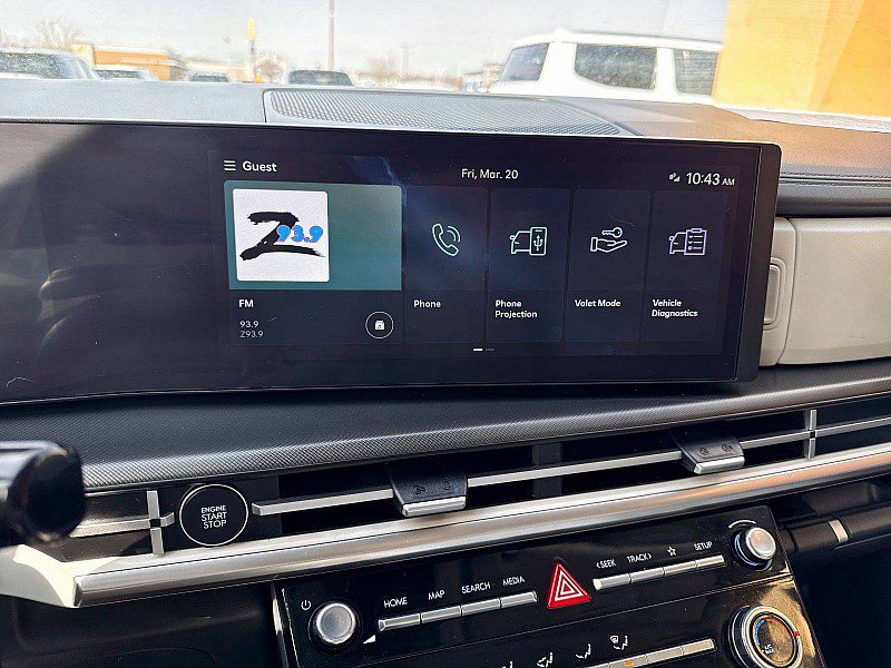 Used 2025 Hyundai Santa Fe SE image 11