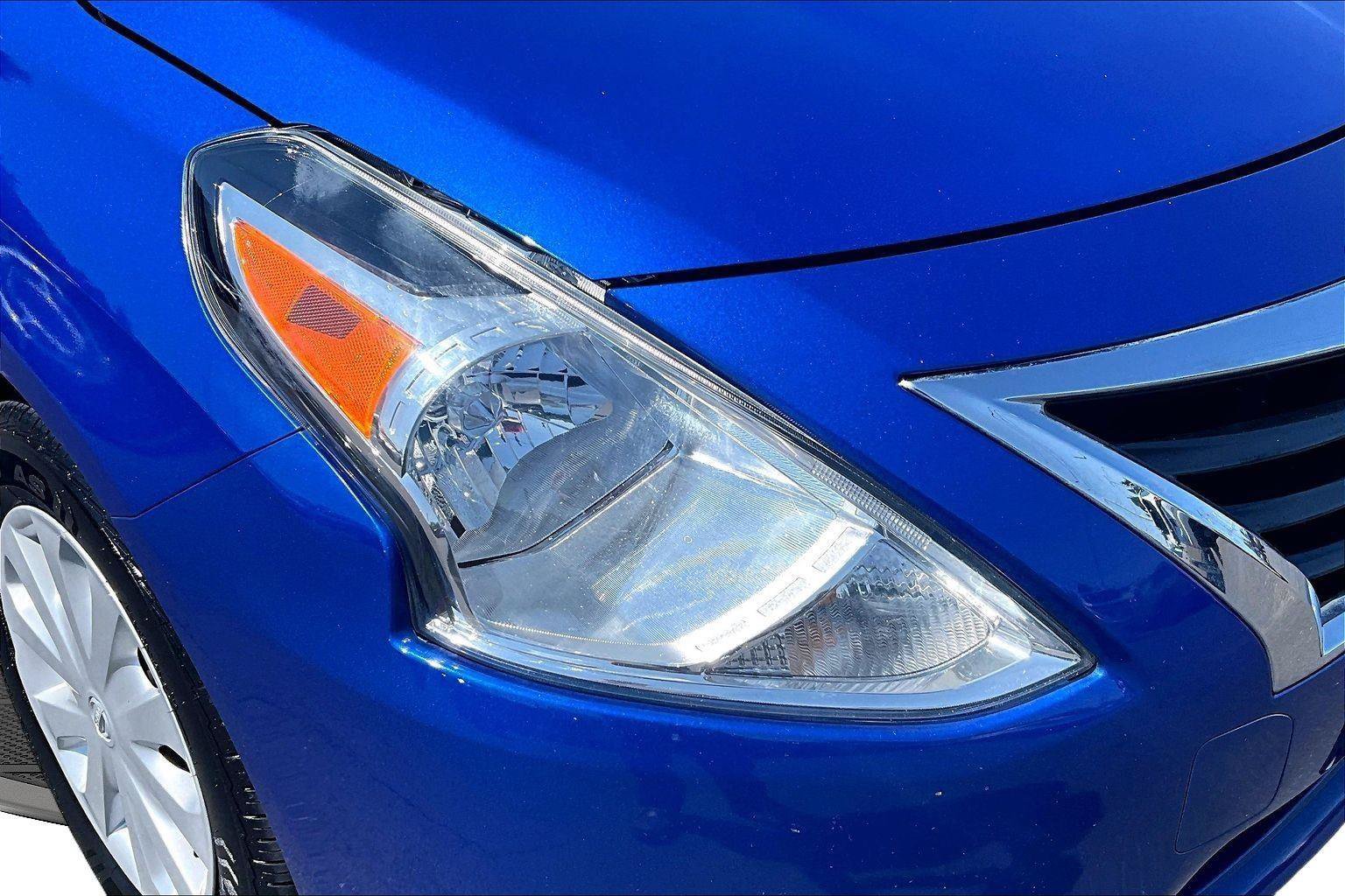 Used 2017 Nissan Versa SV FWD image 28