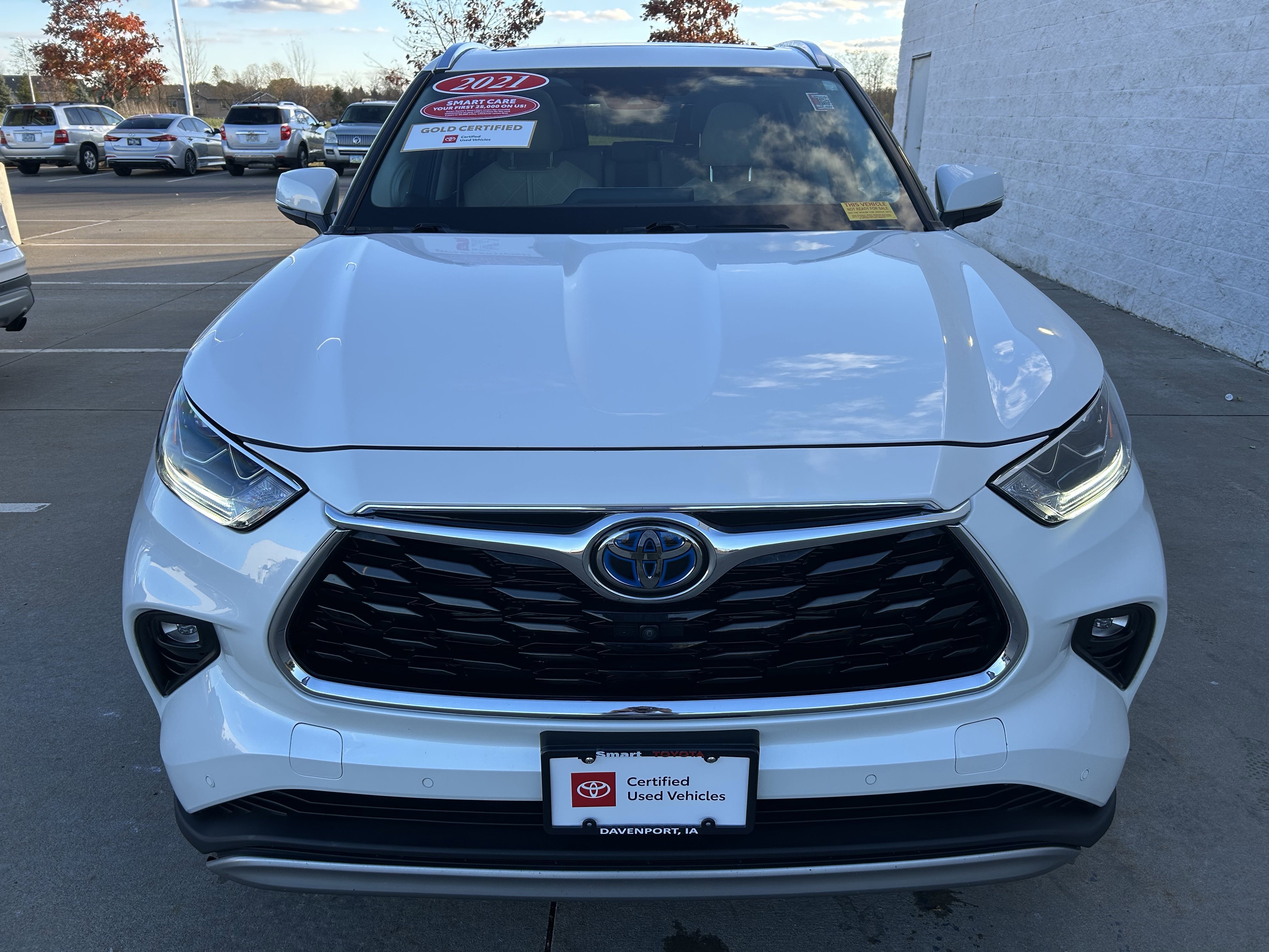 Certified 2021 Toyota Highlander Platinum image 2