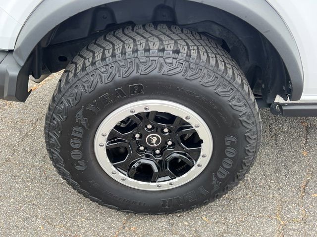 Used 2023 Ford Bronco Badlands w/ Sasquatch Package image 19