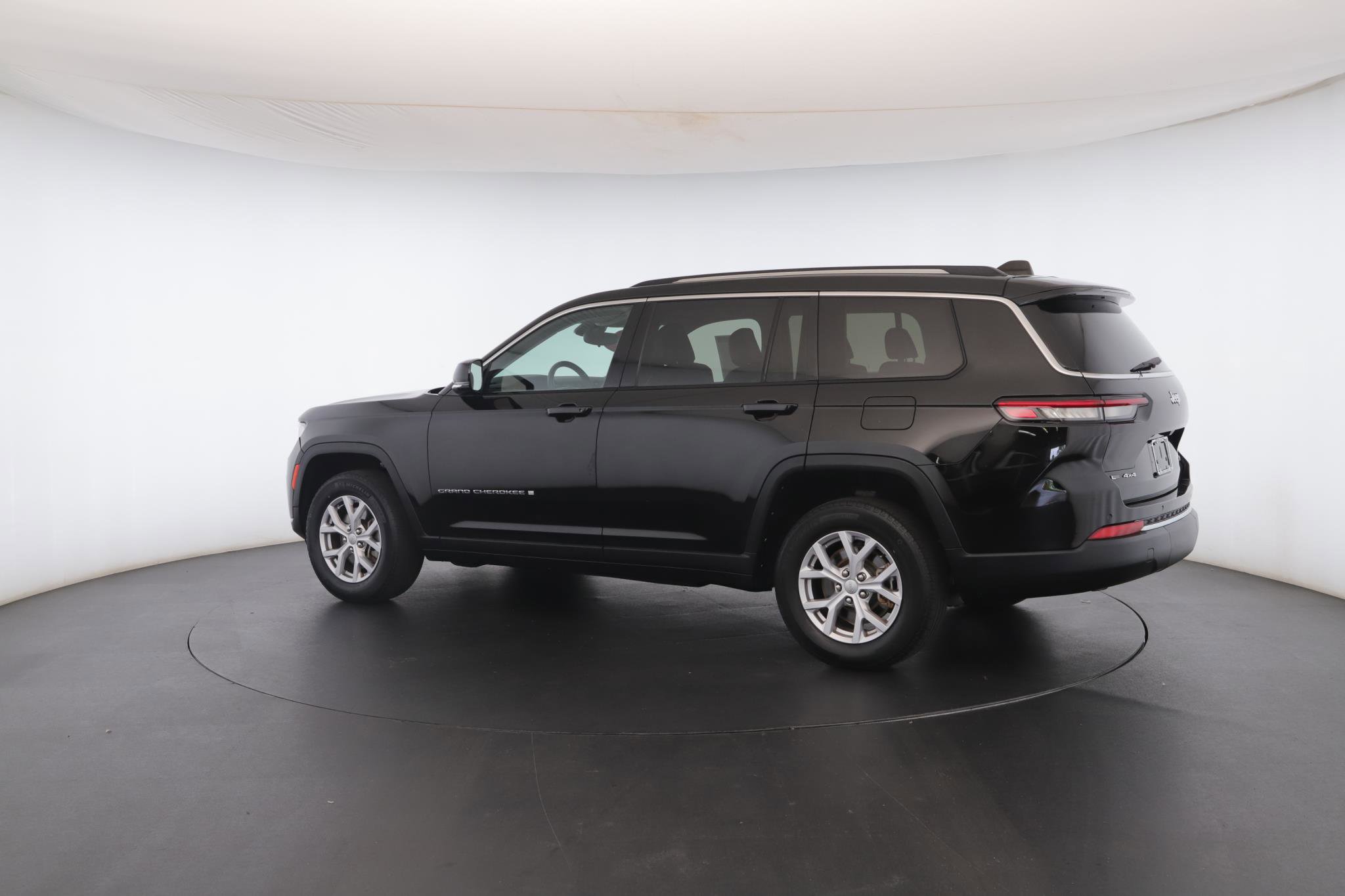 Used 2021 Jeep Grand Cherokee L Limited image 21