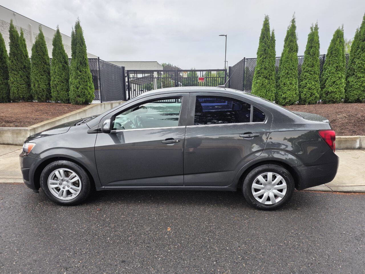 Used 2014 Chevrolet Sonic LT image 8