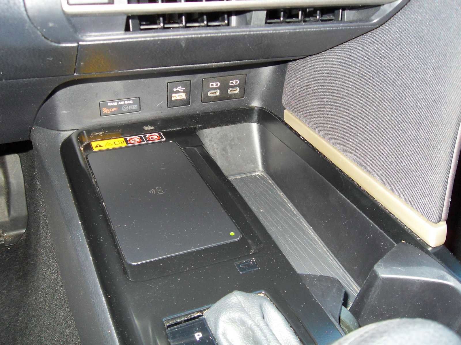 Used 2025 Toyota Camry LE image 34