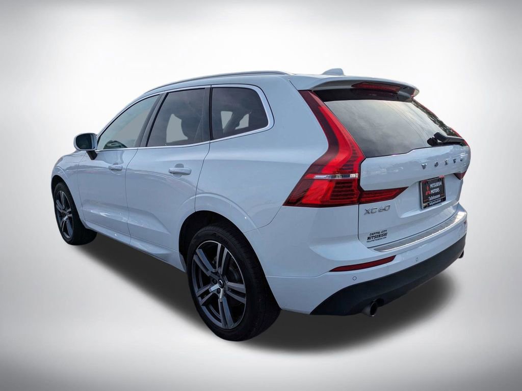 Used 2021 Volvo XC60 T5 Momentum w/ Protection Package Premier FWD image 6