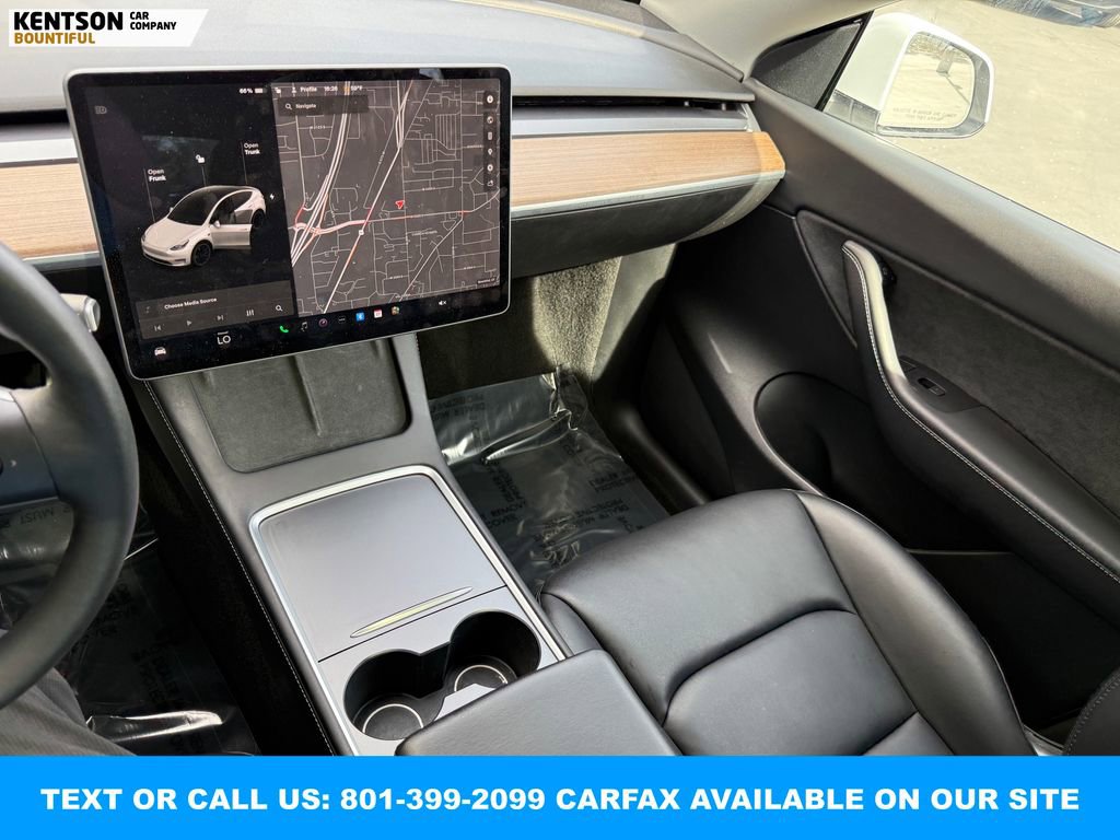 Used 2022 Tesla Model Y Performance image 20