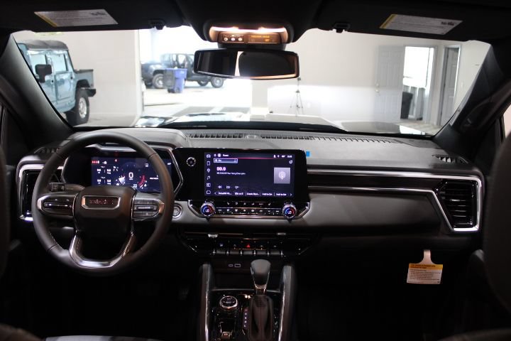 New 2026 GMC Canyon Elevation w/ Convenience Package AWD/4WD image 3