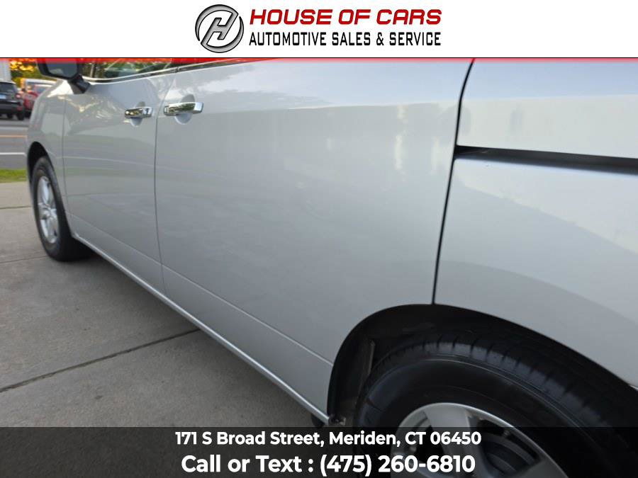 Used 2016 Nissan Quest SV w/ Leather Package FWD image 17