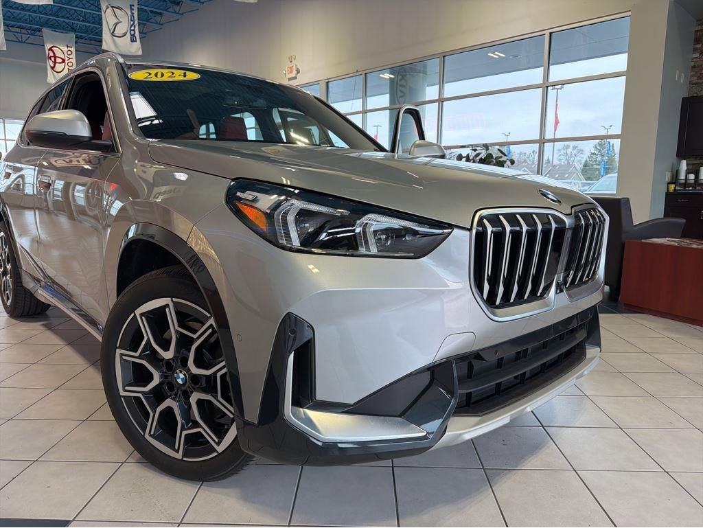 Used 2024 BMW X1 xDrive28i AWD/4WD image 5