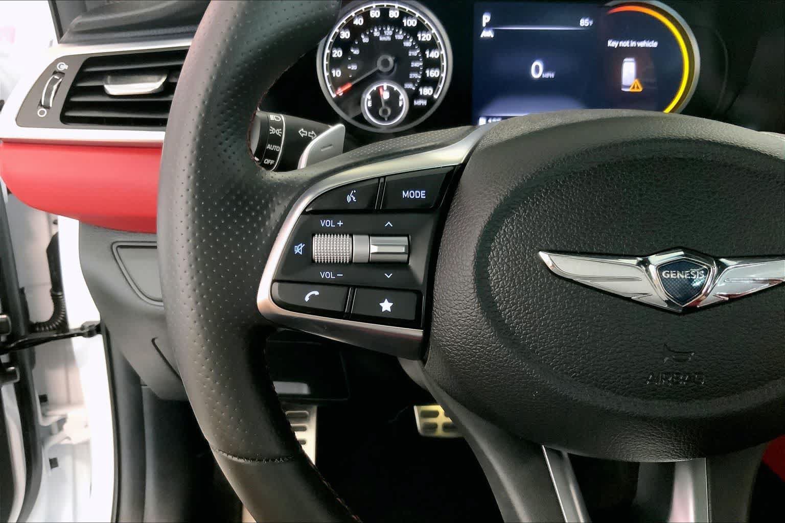 Used 2023 Genesis G70 2.0T w/ Sport Prestige Package RWD image 21