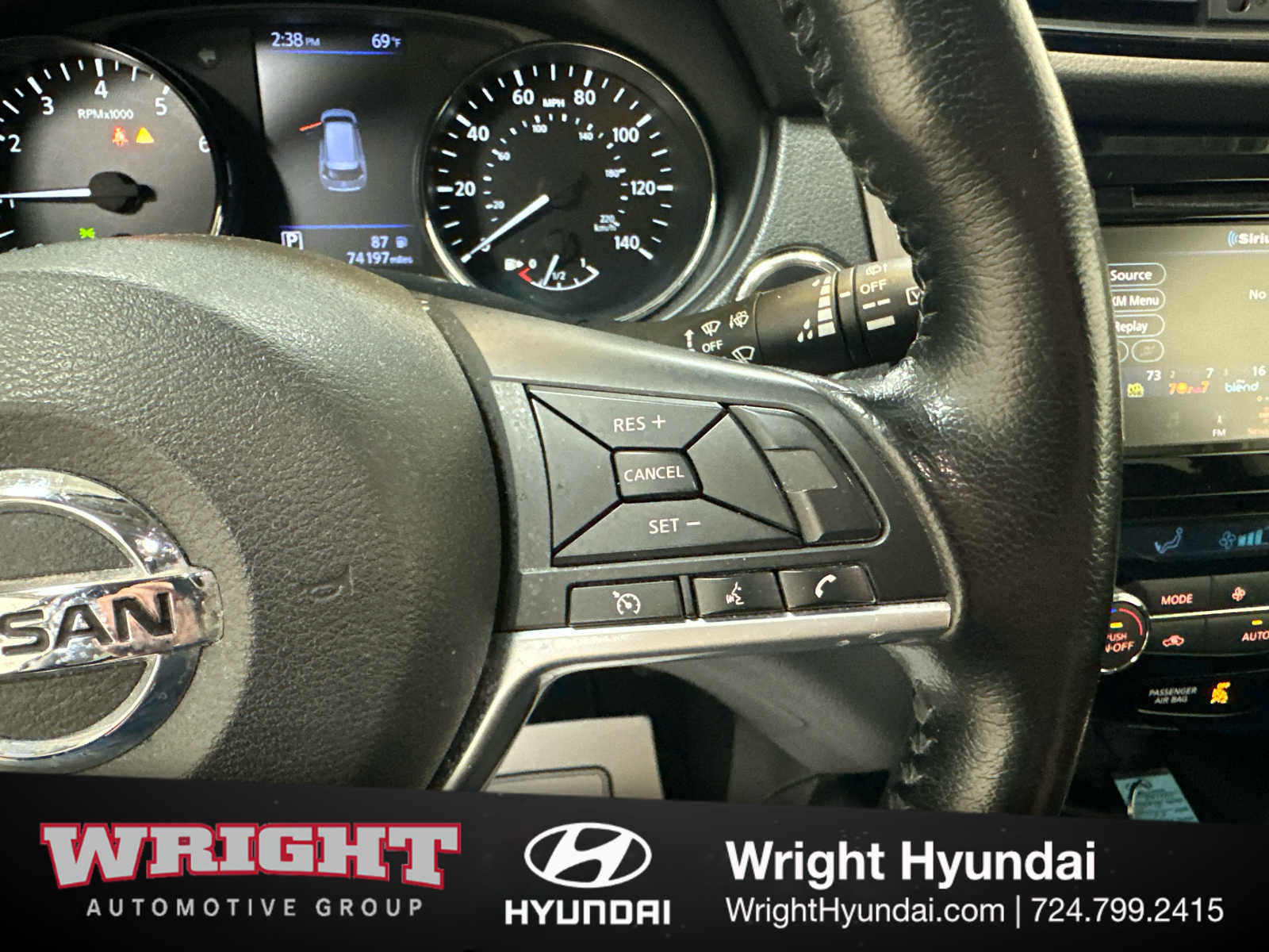 Used 2020 Nissan Rogue SV image 22