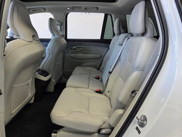 New 2026 Volvo XC90 B6 Ultra w/ Protection Package AWD/4WD image 11