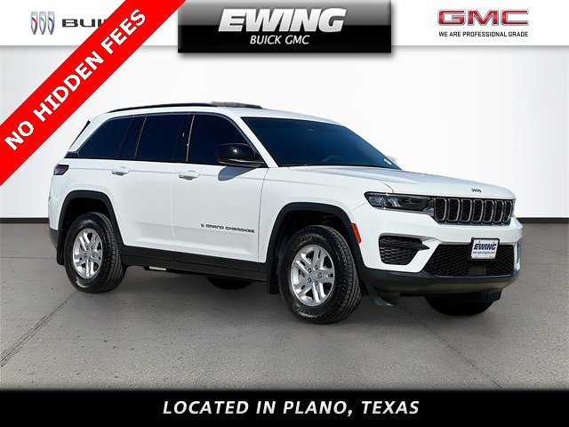 Used 2025 Jeep Grand Cherokee Laredo w/ MOPAR Finishing Package image 1