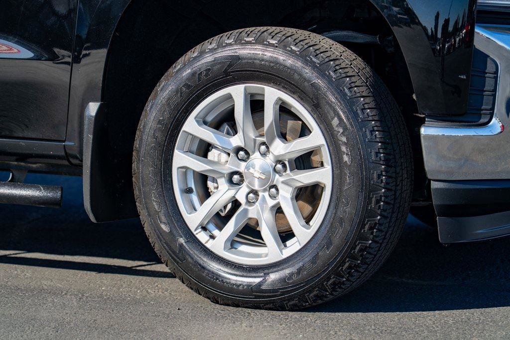 Used 2020 Chevrolet Silverado 1500 LT w/ All-Star Edition image 8