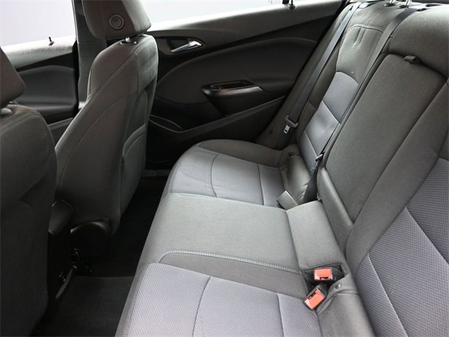 Used 2018 Chevrolet Cruze LT image 15