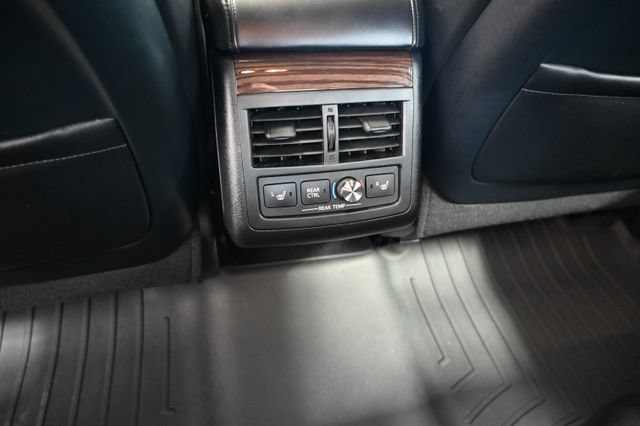 Used 2013 Toyota Avalon Limited FWD image 26