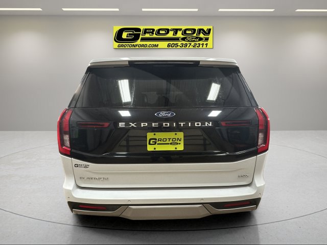 Used 2026 Ford Expedition Max Platinum AWD/4WD image 3