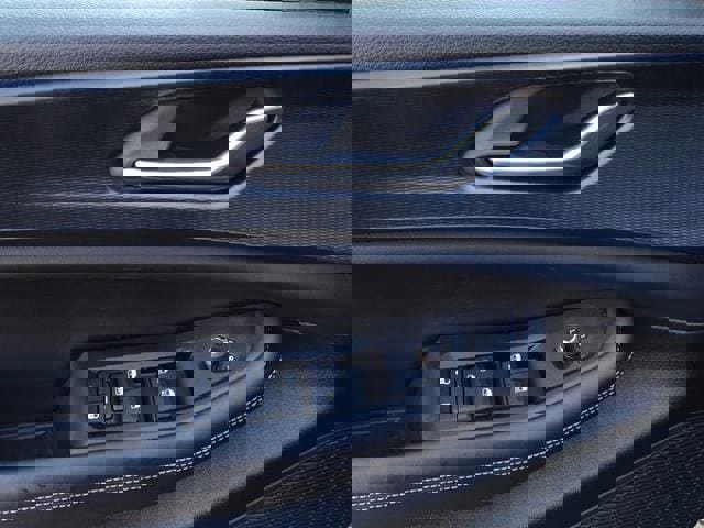 New 2024 Jeep Grand Cherokee L Laredo image 24