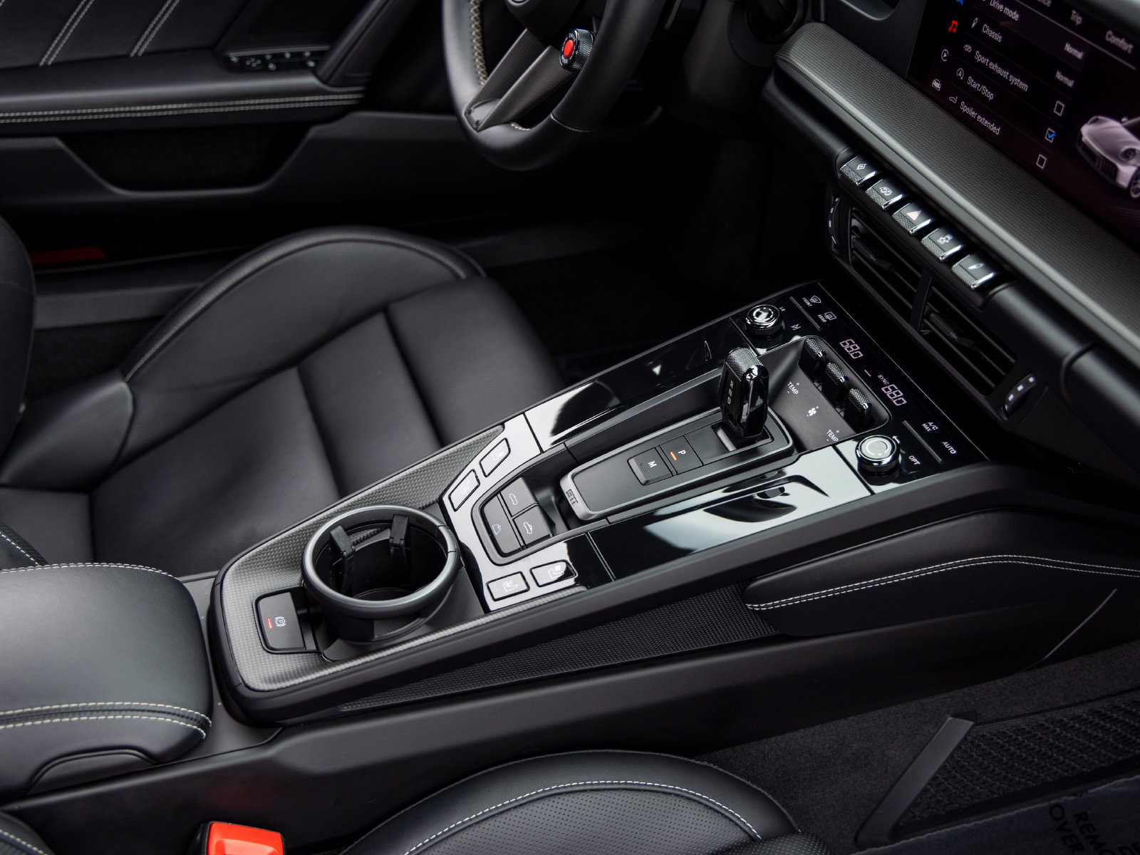Certified 2025 Porsche 911 Carrera GTS RWD image 52