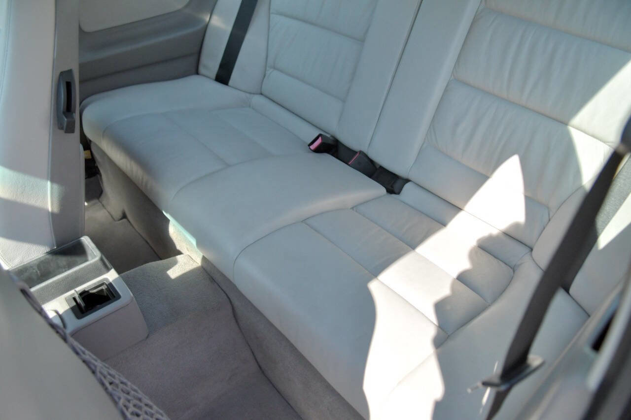 Used 1995 BMW 318ti Hatchback RWD image 22