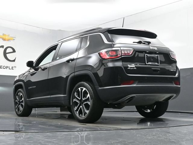 Used 2023 Jeep Compass Limited w/ Sun and Sound Group AWD/4WD image 5