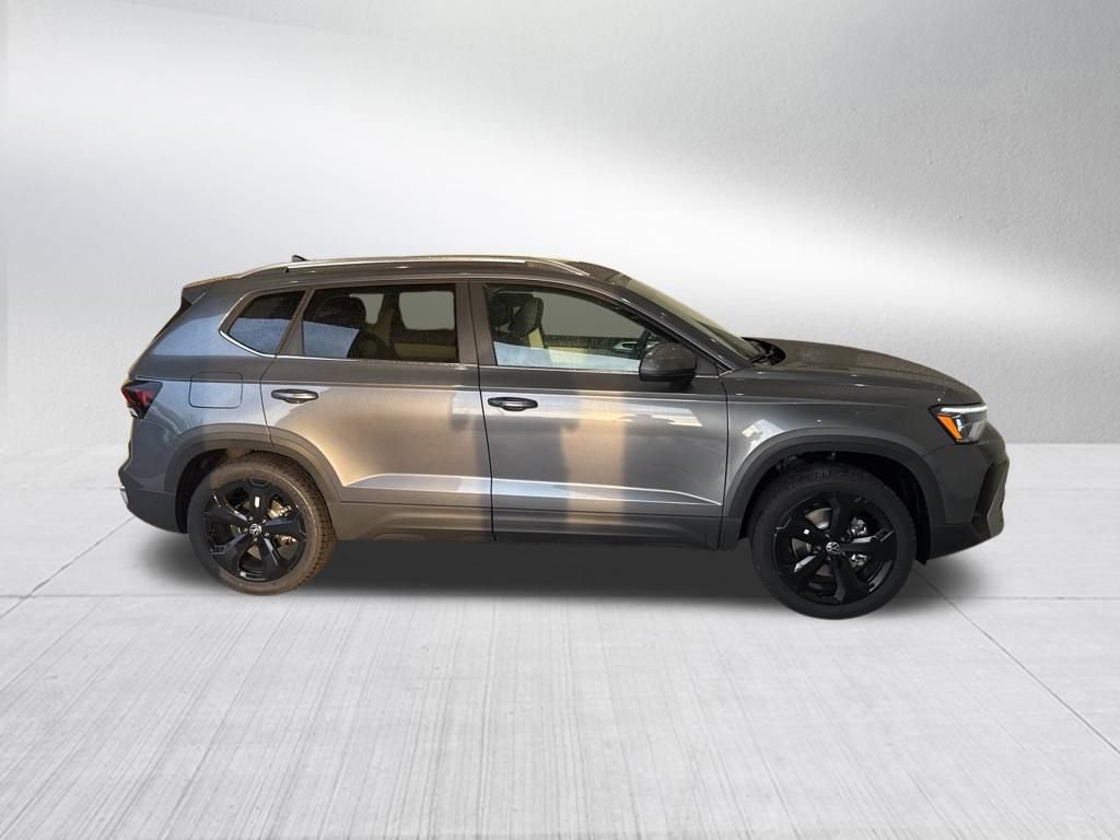 New 2025 Volkswagen Taos SEL image 6