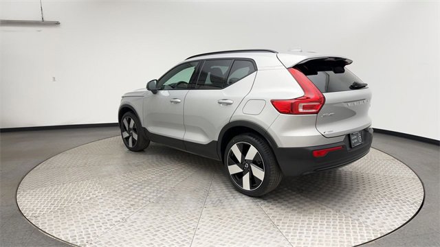 Certified 2023 Volvo XC40 Recharge Ultimate image 4
