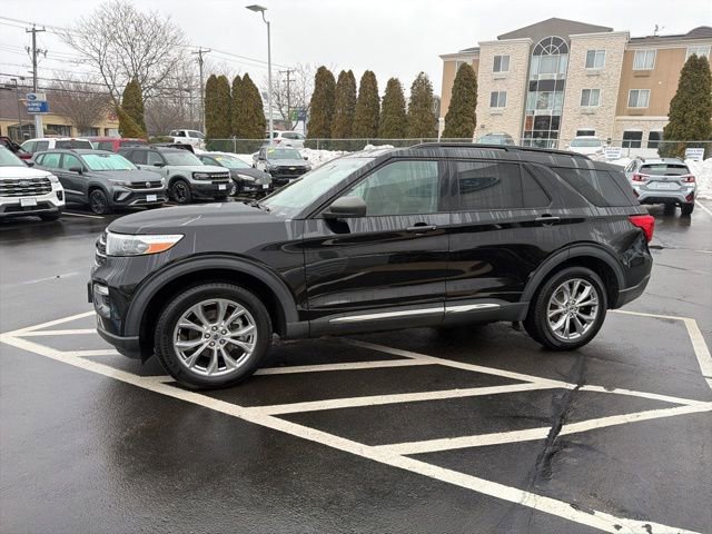 Used 2020 Ford Explorer XLT w/ Equipment Group 202A image 4