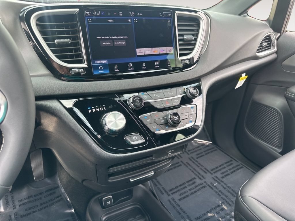 New 2026 Chrysler Voyager LX FWD image 44