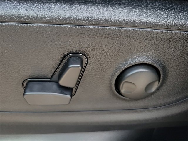 New 2026 RAM 1500 4x4 Crew Cab image 13