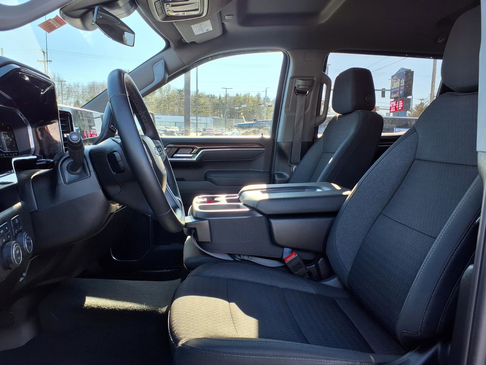 Used 2025 Chevrolet Silverado 1500 RST w/ Z71 Off-Road Package image 6