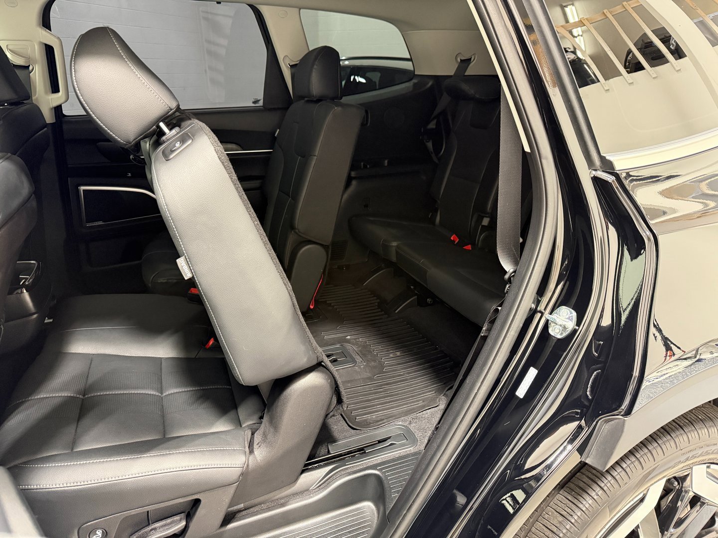 Used 2025 Kia Telluride EX image 48