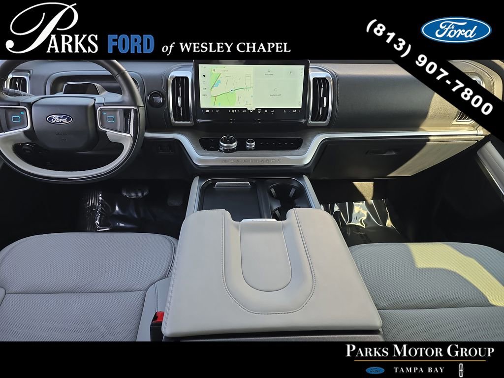 Certified 2025 Ford Expedition Platinum w/ Driver's Package image 12