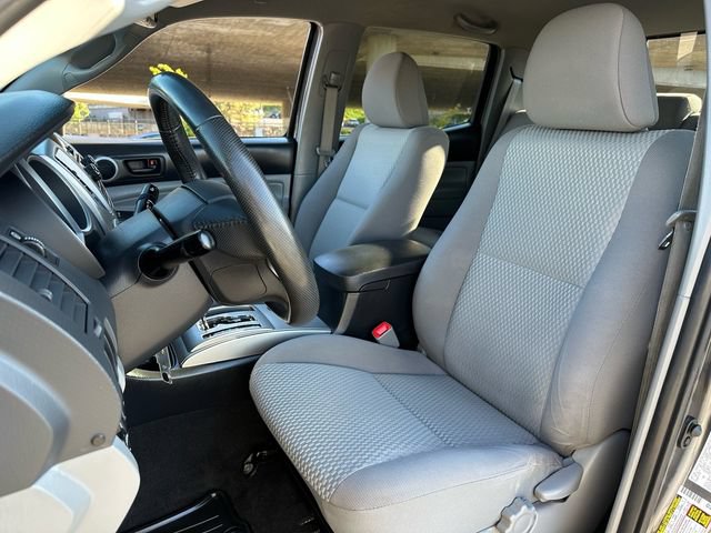 Used 2012 Toyota Tacoma 4x4 Double Cab w/ SR5 Pkg image 9