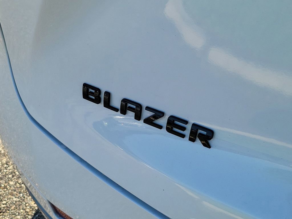 Used 2020 Chevrolet Blazer Premier w/ Driver Confidence II Package FWD image 13