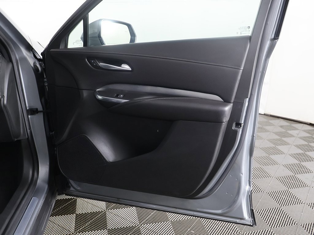 Used 2024 Cadillac XT4 Premium Luxury image 21