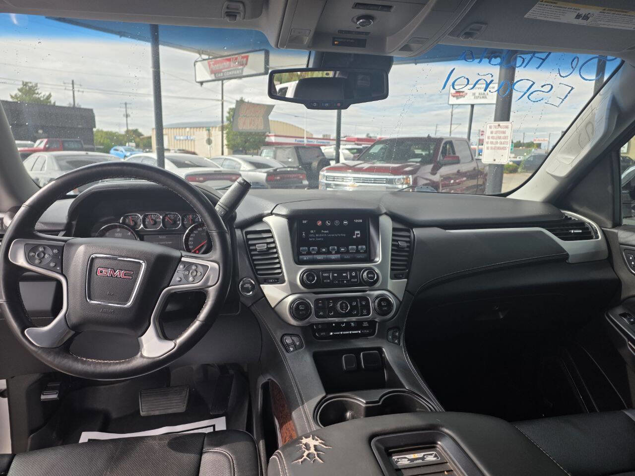 Used 2016 GMC Yukon XL SLT image 14