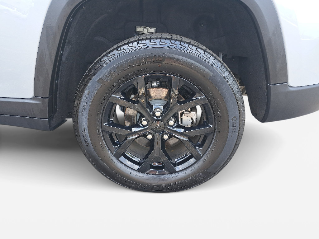 Certified 2025 Jeep Grand Cherokee Altitude AWD/4WD image 33