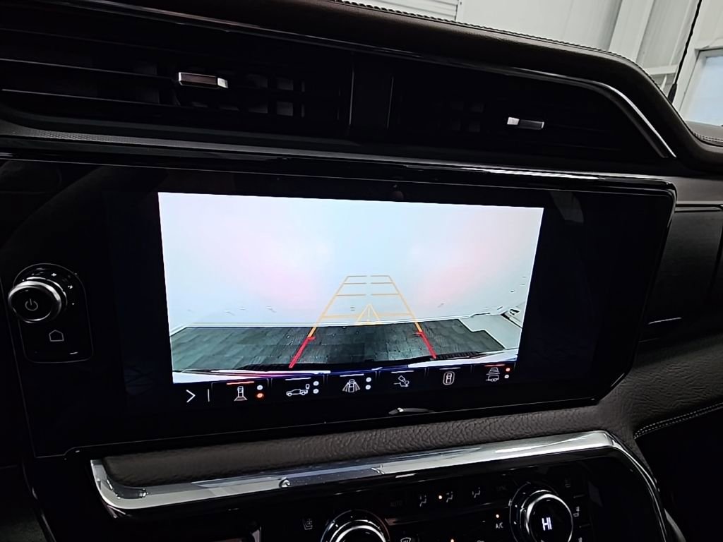 Used 2024 GMC Sierra 2500 Denali w/ Technology Package image 18