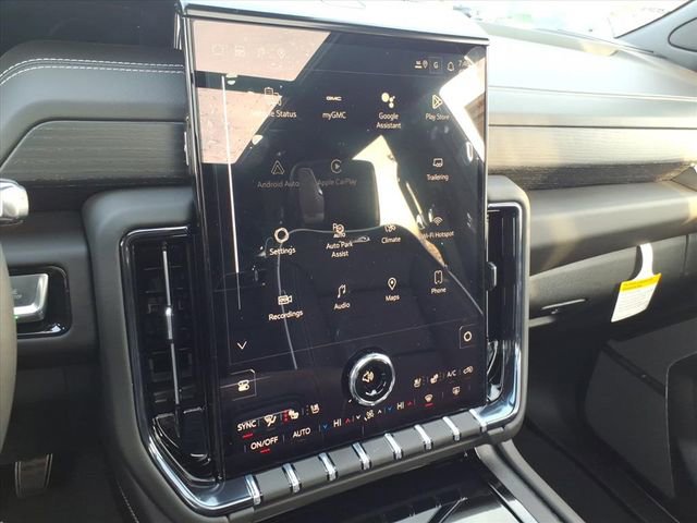New 2026 GMC Yukon XL AT4 Ultimate AWD/4WD image 32