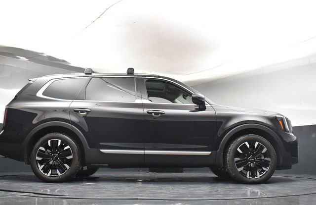 Used 2025 Kia Telluride SX w/ SX Captain's Chair Package image 40