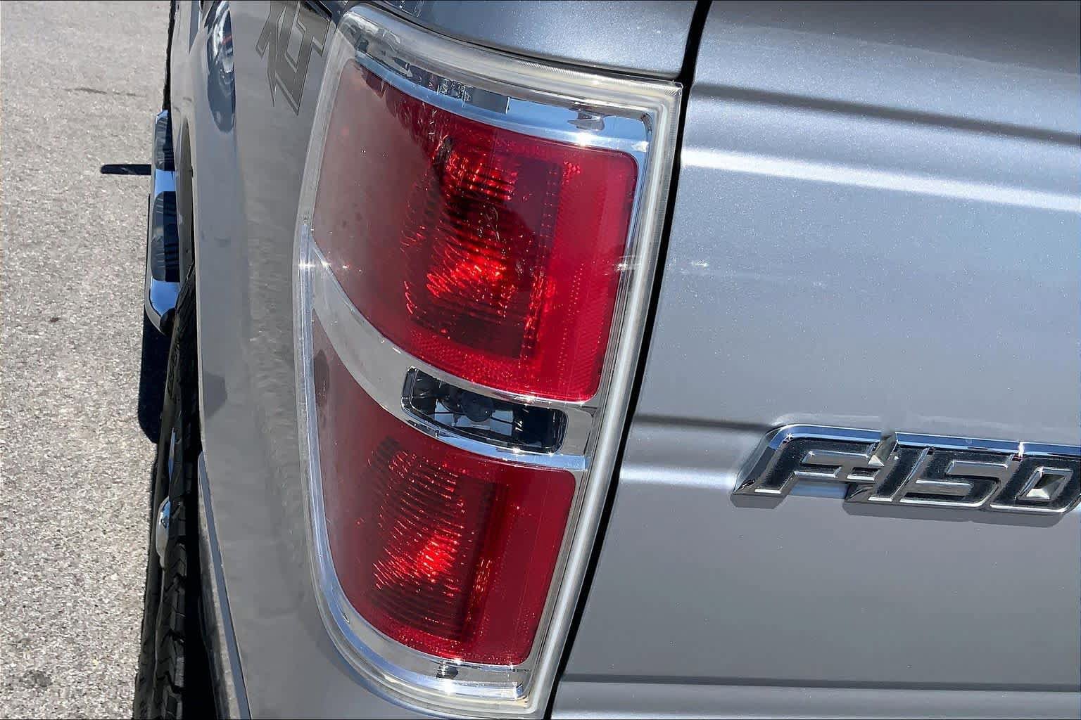 Used 2013 Ford F150 XLT w/ Luxury Equipment Group RWD image 27