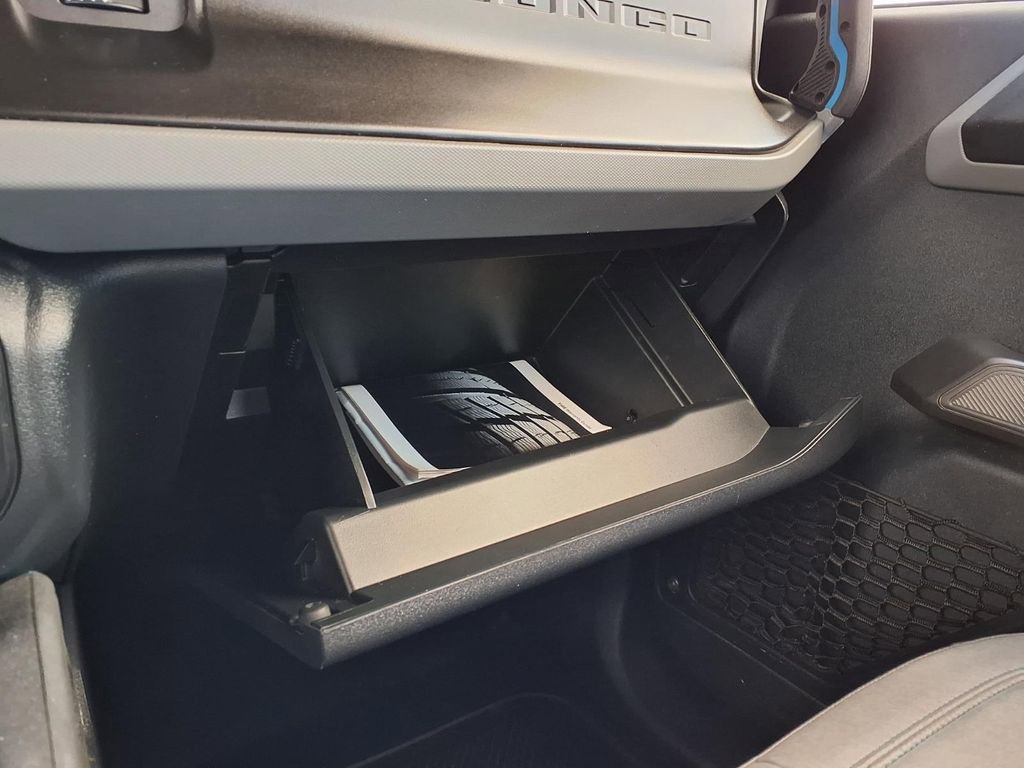 Used 2021 Ford Bronco Black Diamond image 38